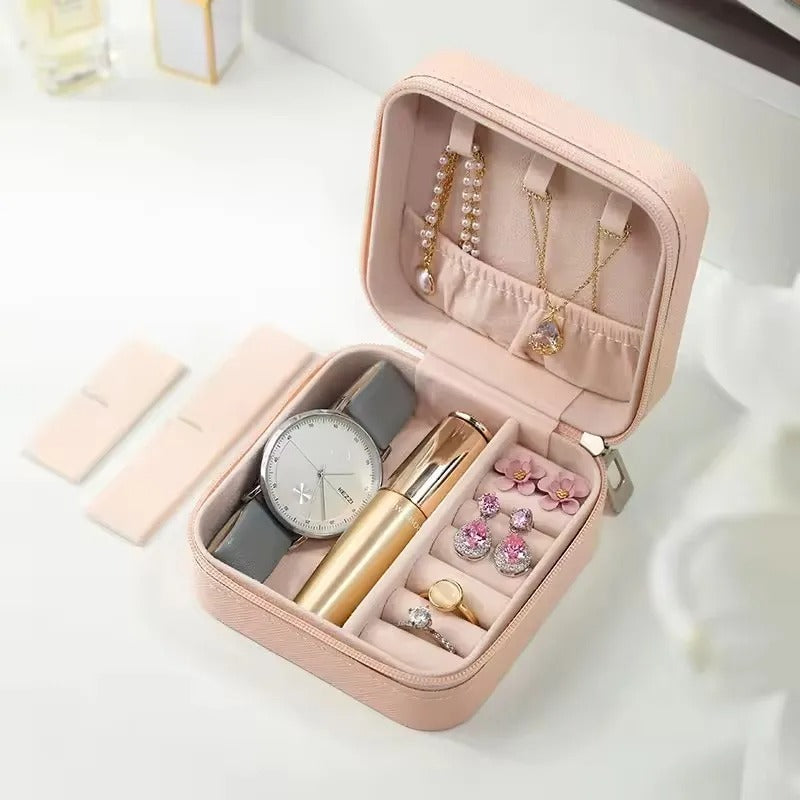 Mini Jewelry Travel Case – Portable & Elegant Jewelry Organizer Box for Rings, Earrings & Necklaces